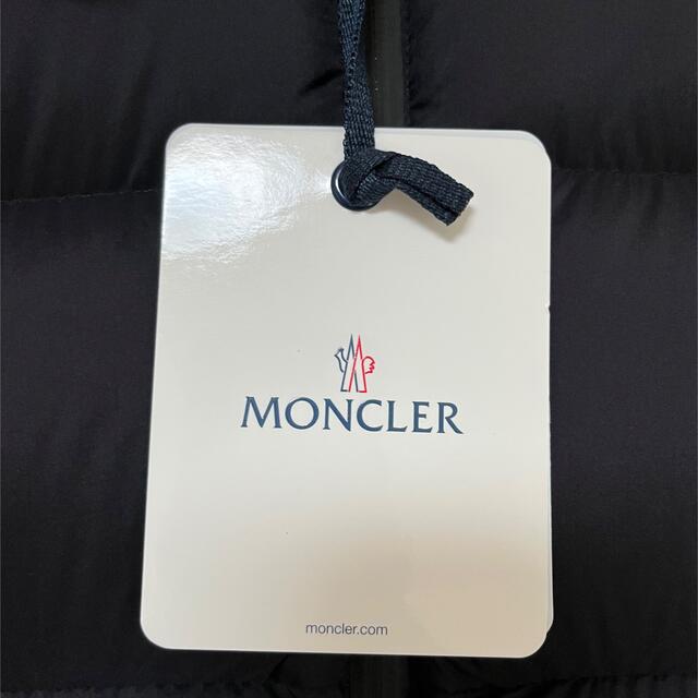 MONCLER(モンクレール)の【新品未使用】MONCLER ダウンジャケット メンズのジャケット/アウター(ダウンジャケット)の商品写真
