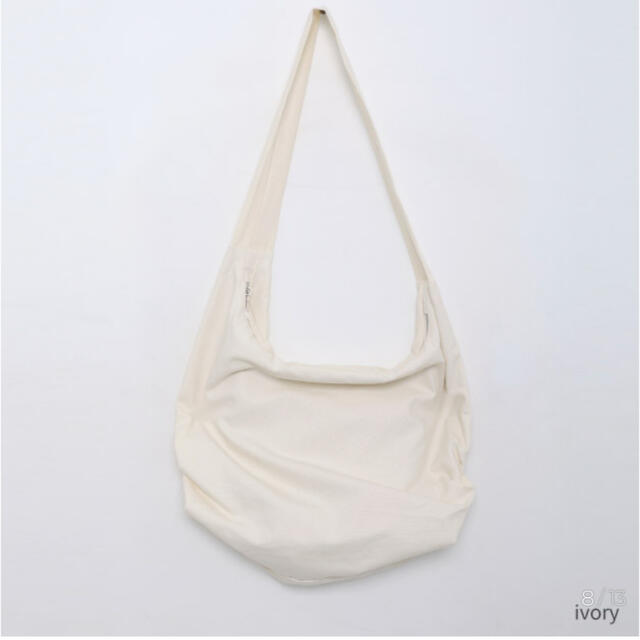 　nugu 　　cloth cotton cross bag アイボリー レディースのバッグ(トートバッグ)の商品写真
