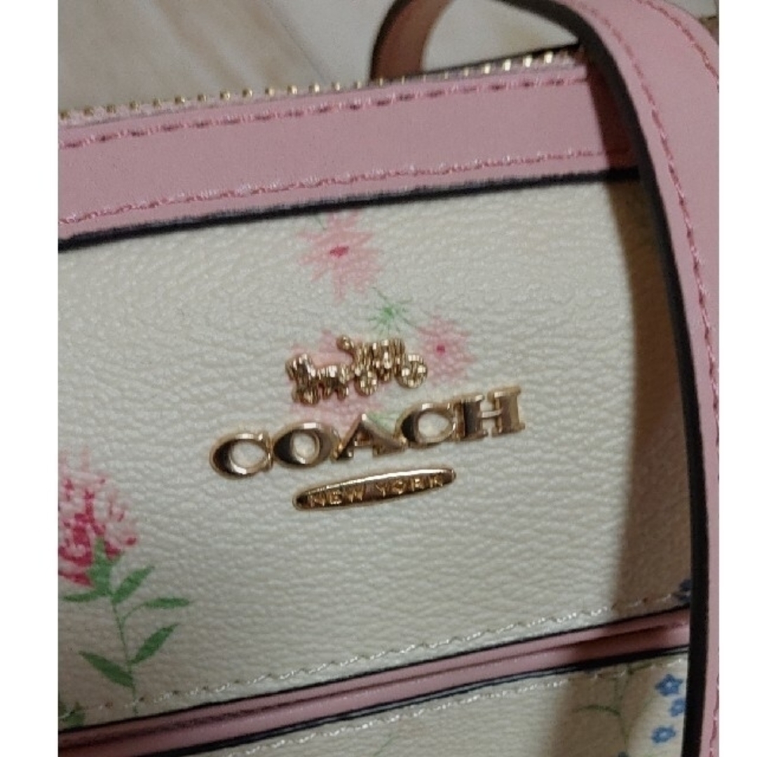 COACH(コーチ)の商品④🟡COACH☆フラワーボストンバック レディースのバッグ(ボストンバッグ)の商品写真