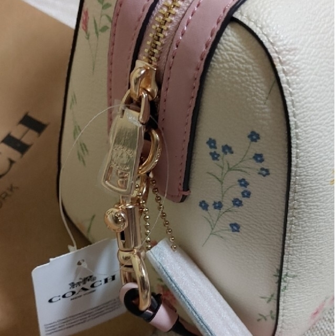 COACH(コーチ)の商品④🟡COACH☆フラワーボストンバック レディースのバッグ(ボストンバッグ)の商品写真