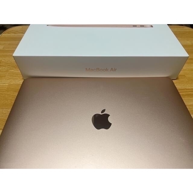 MacBook Air 2018モデル (ピンクゴールド)