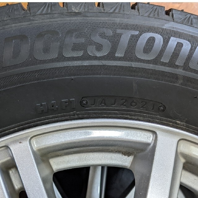 BRIDGESTONE(ブリヂストン)の2021年 ブリザック VRX3 215/60R16 アルミホイールセット 自動車/バイクの自動車(タイヤ・ホイールセット)の商品写真