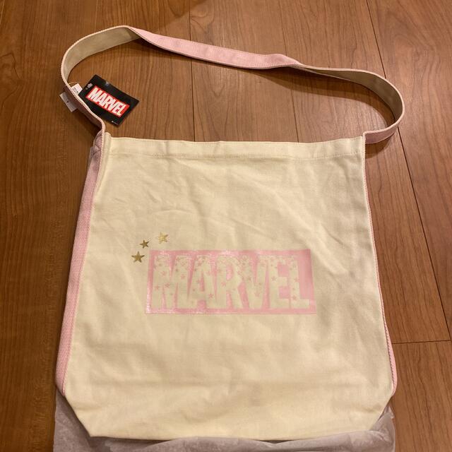 MARVEL(マーベル)の新品未使用　MARVEL COMICSトートバッグ ショルダーバッグ ピンク レディースのバッグ(トートバッグ)の商品写真