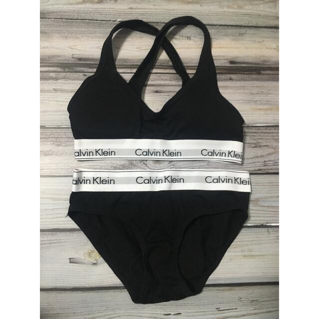 ck Calvin Klein(シーケーカルバンクライン)のカルバンクライン　レディース　上下セット　ブラショーツ　ブラック　Lサイズ レディースの下着/アンダーウェア(ブラ&ショーツセット)の商品写真