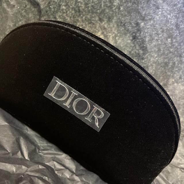 Dior(ディオール)のDior ベロアポーチ　黒 コスメ/美容のコスメ/美容 その他(その他)の商品写真