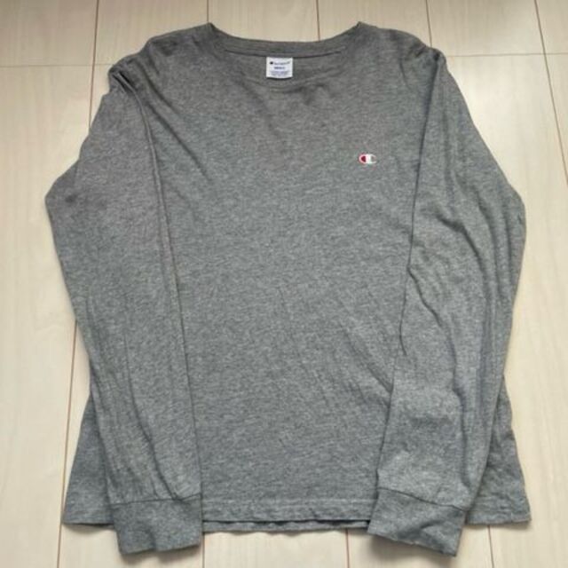 Champion(チャンピオン)の《SALE》Champion チャンピオン ロンT グレー ユニセックス S レディースのトップス(Tシャツ(長袖/七分))の商品写真