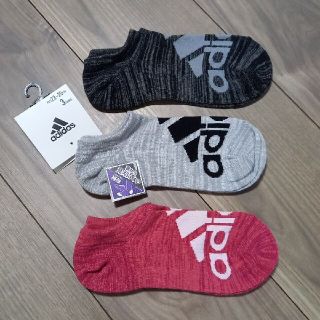 アディダス(adidas)のポンポンドゥ様専用です【新品】アディダス　　23-25センチ　靴下　6足セット(ソックス)