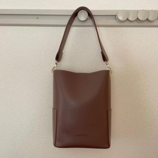 ランデブー(RANDEBOO)の【美品】RANDEBOO petit bucket bag 限定カラーラベンダー(ショルダーバッグ)