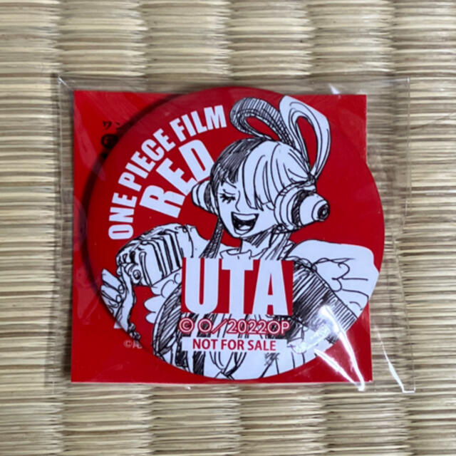 ワンピース フィルムレッド うた ウタ　UTA　缶バッジ セブンイレブン 限定品 | フリマアプリ ラクマ