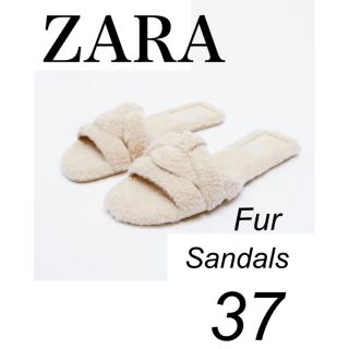 ザラ(ZARA)の新品　今季　ZARA フェイクファー　フラット　サンダル　タグ付(サンダル)