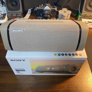 ソニー(SONY)のsony SRS-XB33 wireless speaker ベージュ(スピーカー)