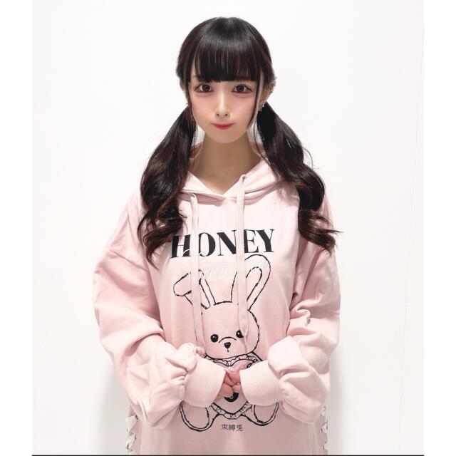 Honey Cinnamon サイドリボン　フード付き　パーカー