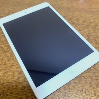 アップル(Apple)の【最終値下げ】iPad mini2 16GB シルバー(タブレット)