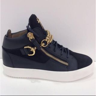 引越し 確実正規品 美品 giuzeppe zanotti | jarussi.com.br