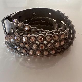 スワロフスキー(SWAROVSKI)のスワロフスキー  ブレスレット　ゴールド(ブレスレット/バングル)