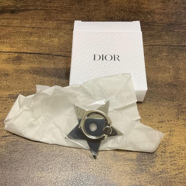 Dior(ディオール)のDior スマホリング スマホ/家電/カメラのスマホアクセサリー(ストラップ/イヤホンジャック)の商品写真