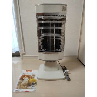 ダイキン(DAIKIN)のダイキン遠赤外線暖房機（ERFT11KS）【送料込】(電気ヒーター)