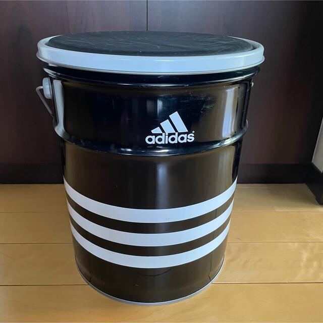 adidas(アディダス)のadidas アディダス 缶  アディ缶　ペール缶 インテリア/住まい/日用品の収納家具(その他)の商品写真