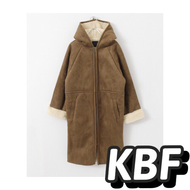 KBF(ケービーエフ)の☆新品未使用☆KBFムートンコート☆ レディースのジャケット/アウター(ムートンコート)の商品写真