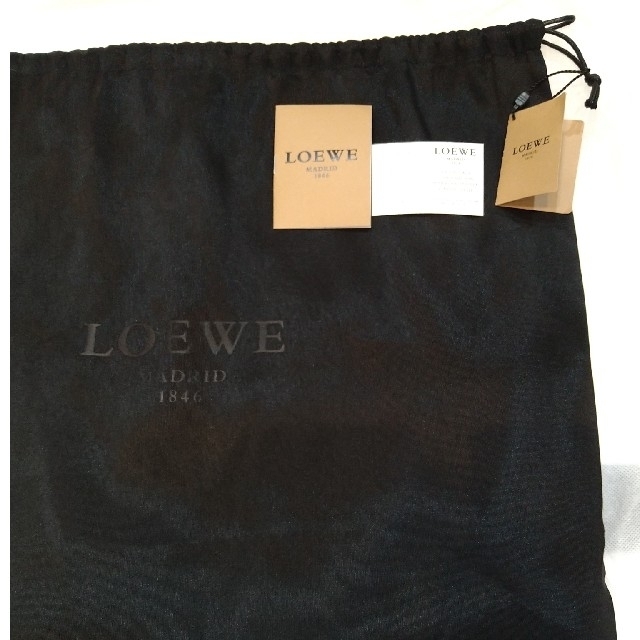 LOEWE(ロエベ)のLOEWE　ロエベ　アマソナ　バッグ レディースのバッグ(ハンドバッグ)の商品写真