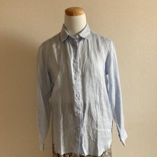 ユニクロ(UNIQLO)の未使用品　ユニクロ　麻シャツ　長袖　ブルー(シャツ/ブラウス(長袖/七分))