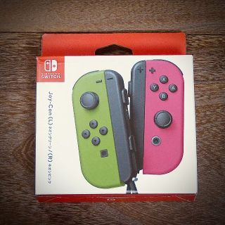 ニンテンドウ(任天堂)の【任天堂純正品】Joy-Con (L) ネオングリーン/ (R) ネオンピンク(家庭用ゲーム機本体)