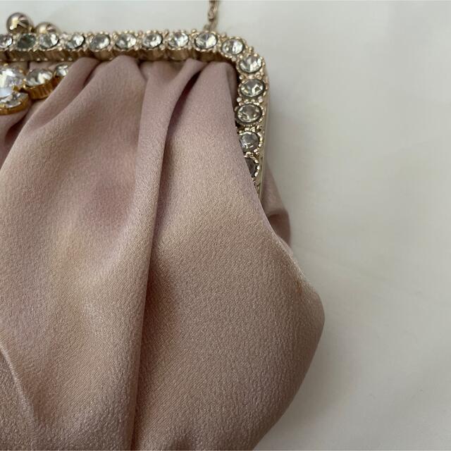 ピンクベージュ　フォーマル  バッグ　釜口 レディースのバッグ(ハンドバッグ)の商品写真