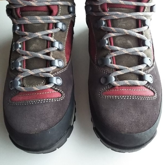 在庫超激得 登山靴 24.5cm AKU CONERO GTX ISG RED×BROWNの