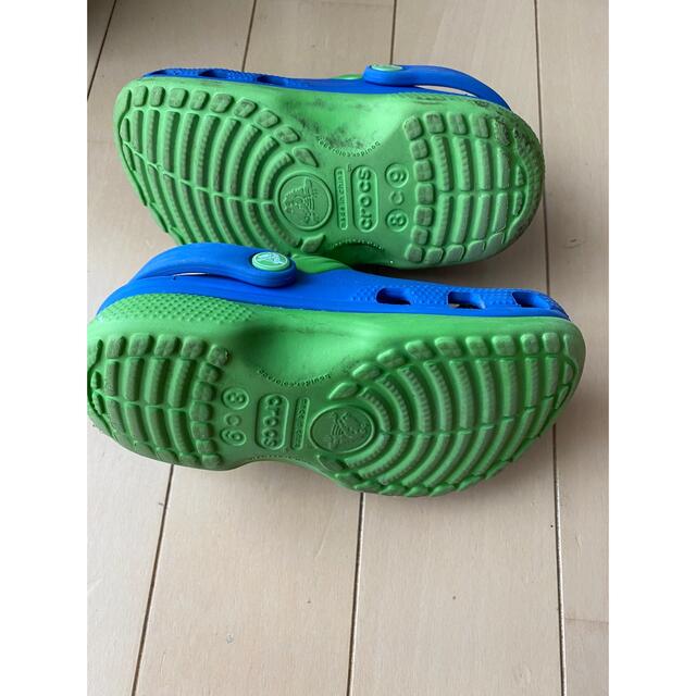crocs(クロックス)のクロックス　キッズ　サンダル　16センチ（15.5〜16.5） キッズ/ベビー/マタニティのキッズ靴/シューズ(15cm~)(サンダル)の商品写真