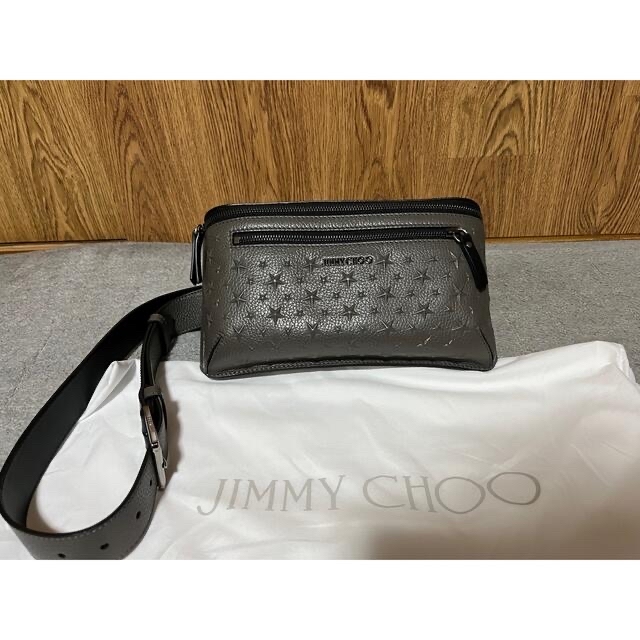 JIMMY CHOO(ジミーチュウ)のジミーチュウ直営店購入レザーボディバック超美品 メンズのバッグ(ボディーバッグ)の商品写真