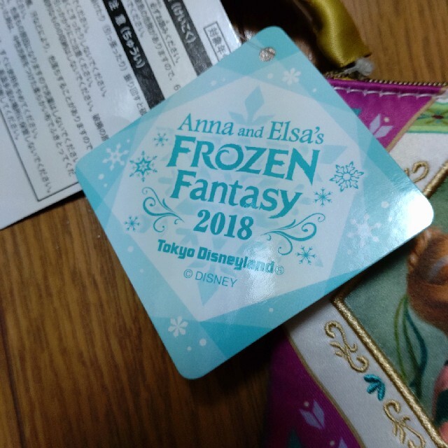 Disney(ディズニー)のDisney☆アナと雪の女王　ティッシュケース エンタメ/ホビーのおもちゃ/ぬいぐるみ(キャラクターグッズ)の商品写真
