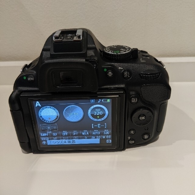 Nikon(ニコン)のNikon D5200 18-55VR レンズキット BLACK スマホ/家電/カメラのカメラ(デジタル一眼)の商品写真