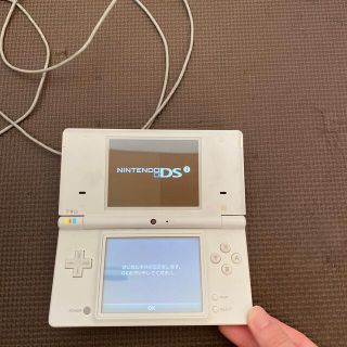 ニンテンドーDS(ニンテンドーDS)のＤＳ本体　白(家庭用ゲーム機本体)