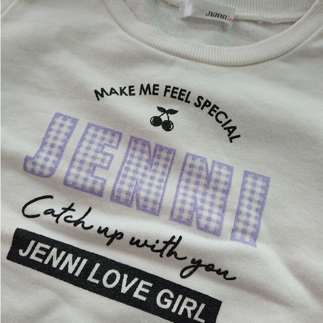 JENNI(ジェニィ)のJENNI love 白 長袖トレーナー 130サイズ キッズ/ベビー/マタニティのキッズ服女の子用(90cm~)(Tシャツ/カットソー)の商品写真