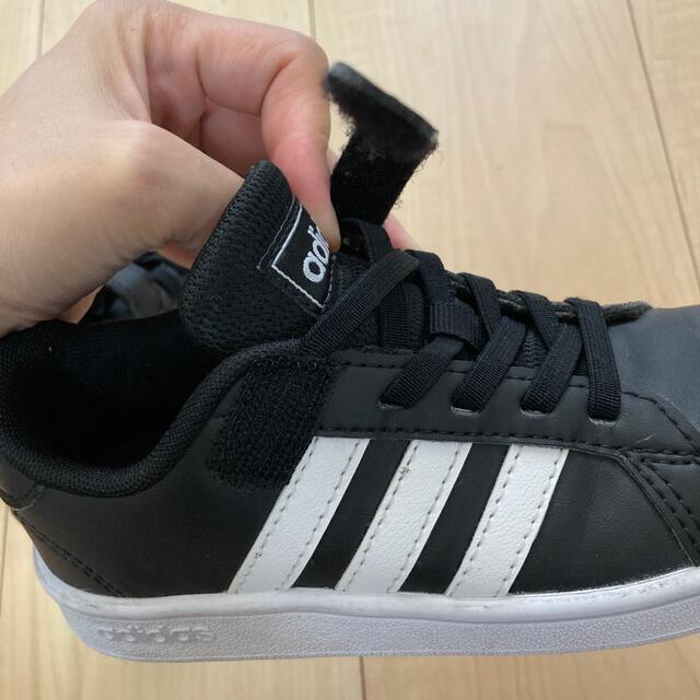 adidas(アディダス)のアディダス　グランドコート　17.0 スニーカー キッズ/ベビー/マタニティのキッズ靴/シューズ(15cm~)(スニーカー)の商品写真