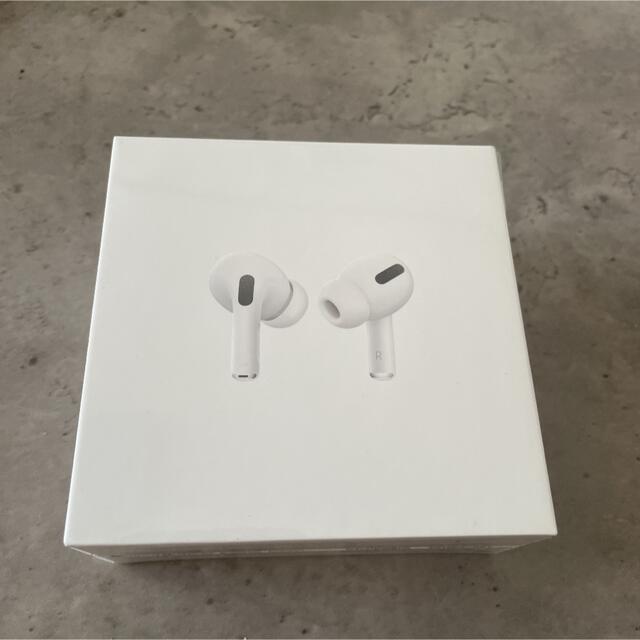 Apple AirPods Pro MLWK3JA 国内正規品 スマホ/家電/カメラのオーディオ機器(ヘッドフォン/イヤフォン)の商品写真