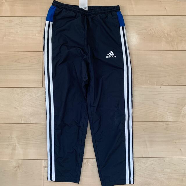 adidas(アディダス)のadidas 上下シャカシャカジャージセット　上140下130 スポーツ/アウトドアのサッカー/フットサル(ウェア)の商品写真