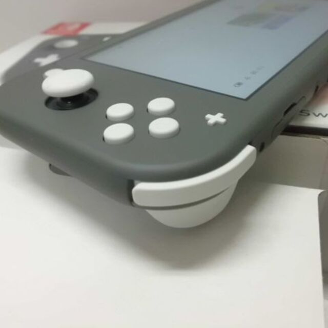 Nintendo Switch(ニンテンドースイッチ)のNintendo Switch Lite Gray 任天堂スイッチライト エンタメ/ホビーのゲームソフト/ゲーム機本体(携帯用ゲーム機本体)の商品写真