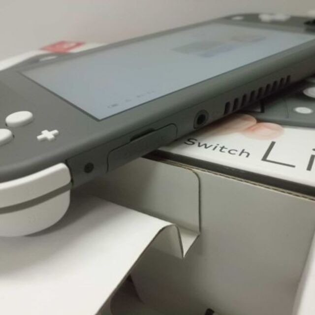 Nintendo Switch(ニンテンドースイッチ)のNintendo Switch Lite Gray 任天堂スイッチライト エンタメ/ホビーのゲームソフト/ゲーム機本体(携帯用ゲーム機本体)の商品写真