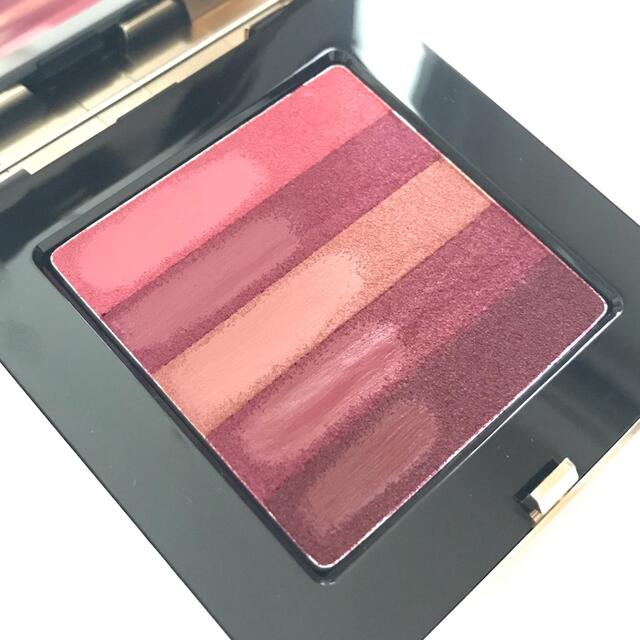 BOBBI BROWN(ボビイブラウン)のA子様専用BOBBI BROWN　リュクスリップカラー　ブリック コスメ/美容のベースメイク/化粧品(口紅)の商品写真