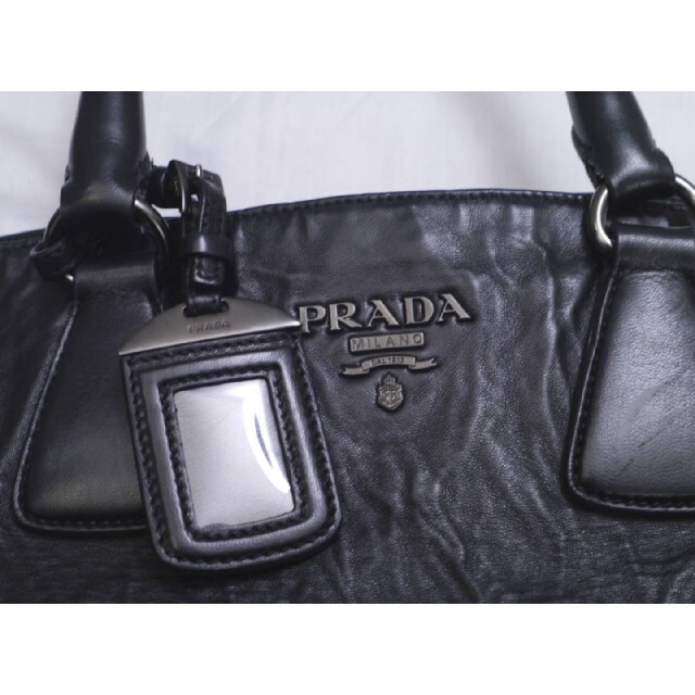 美品◆PRADAプラダ A4対応ビジネス可 ナッパレザー トートバッグ