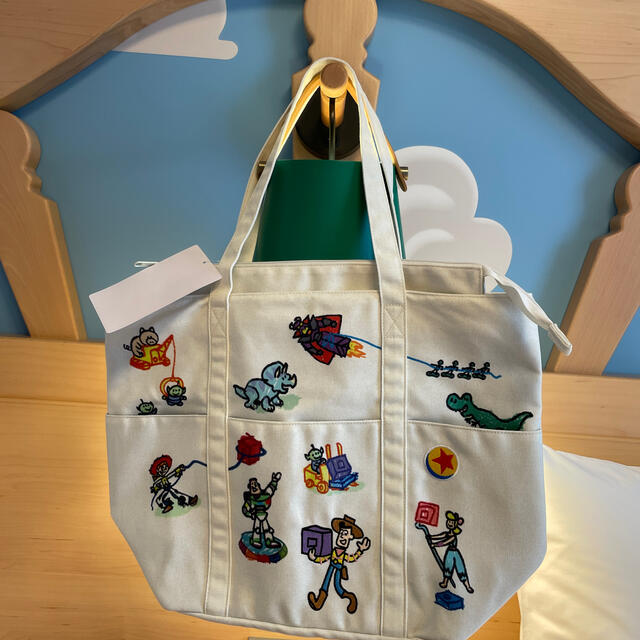 Disney - (限定) トイストーリーホテル トートバッグの通販 by ベイ屋 ...