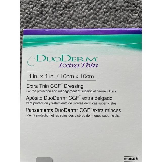 デュオダーム　韓国　再生テープ　duoderm2枚 コスメ/美容のコスメ/美容 その他(その他)の商品写真