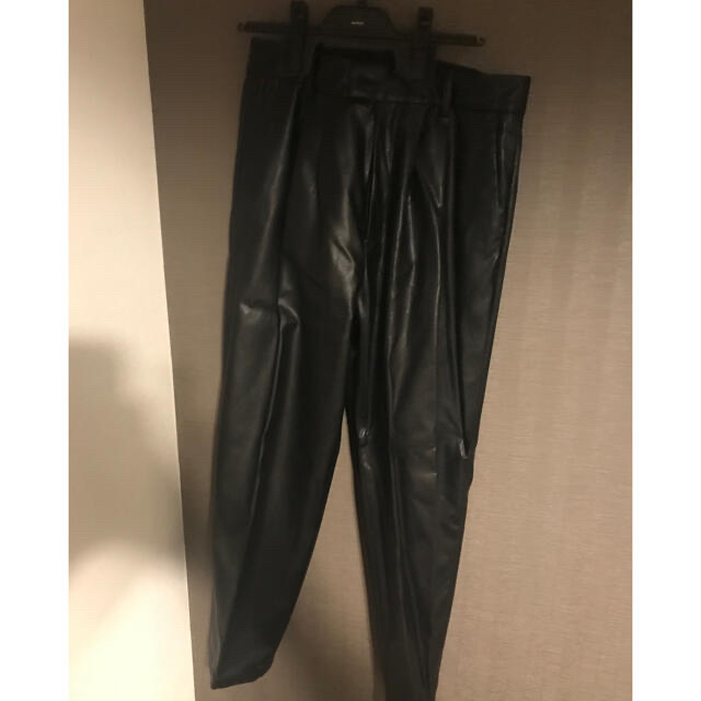 FAKE LEATHER TROUSERS