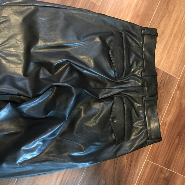 stein(シュタイン)のFAKE LEATHER TROUSERS メンズのパンツ(その他)の商品写真