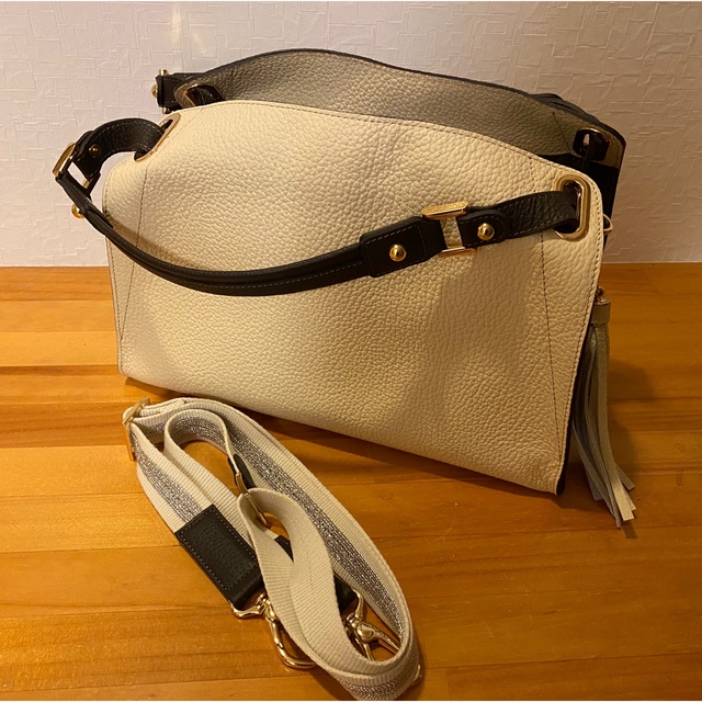 ATAO(アタオ)のイアンヌ　オリビア レディースのバッグ(ショルダーバッグ)の商品写真