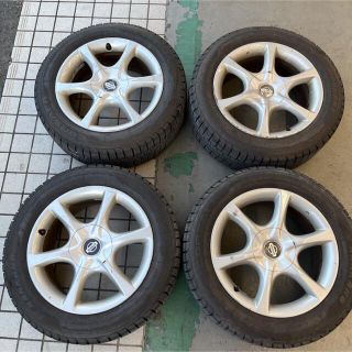 A4等級以上 日産スカイラインスタッドレスタイヤ225/55R17 DBA-V36