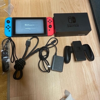 ニンテンドウ(任天堂)のおまけ付き！Nintendo Switch Joy-Con (L)/ (R) (家庭用ゲーム機本体)
