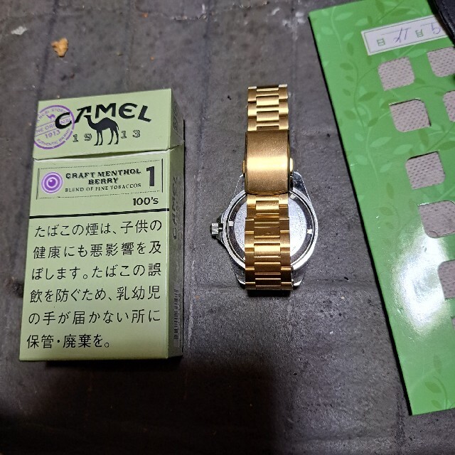 タグホイヤープロフェッショナル仕様200m防水クォーツ時計 タグホイヤープロフェッショナル仕様200m防水クォーツ時計