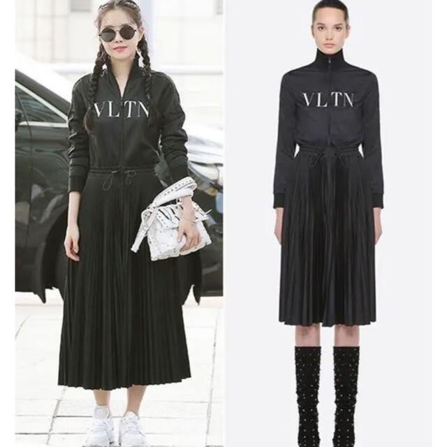 美品　VALENTINO VLTN ジャージープリーツドレス XSワンピース